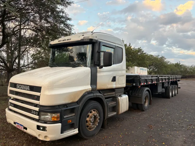 Scania 114 360 1999 + carreta guerra 2010
