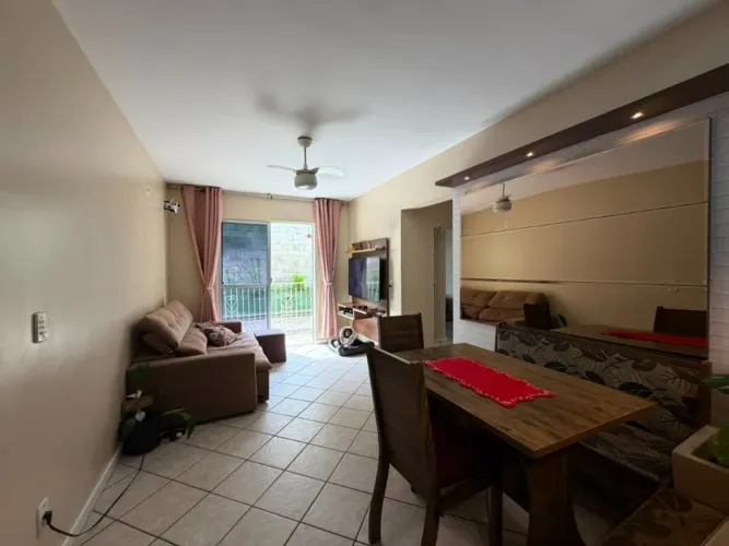 Apartamento semi mobiliado com 3 dormitórios + sacada na Vargem do Bom Jesus!