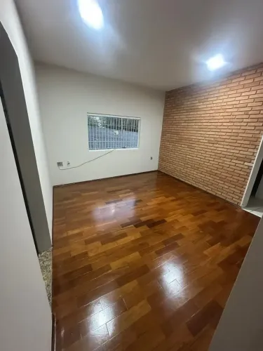 Ótima casa venda ou locação Vila Nogueira, bem confortável confira!