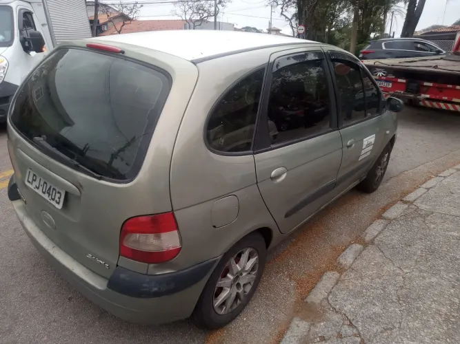Renault Scenic Expression 1.6 16V Aut. 2004