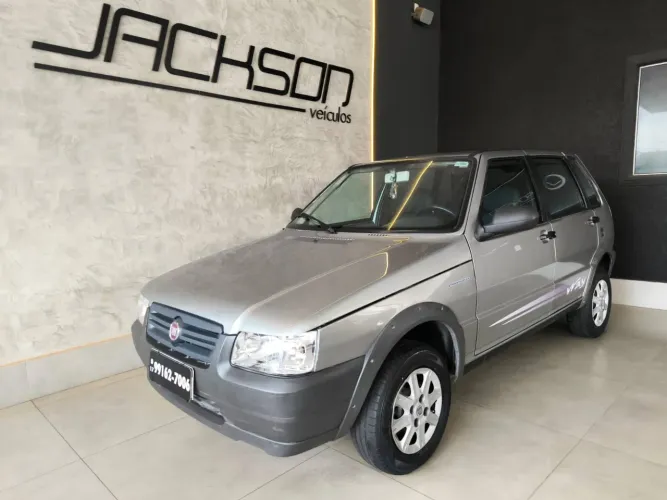 Fiat Uno Mille Celeb. WAY Econ. 1.0 F.flex 4P 2013