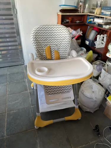 Cadeirão para bebê 