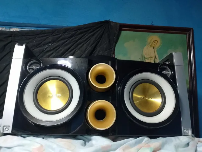 Som residencial Philips 1800 wats