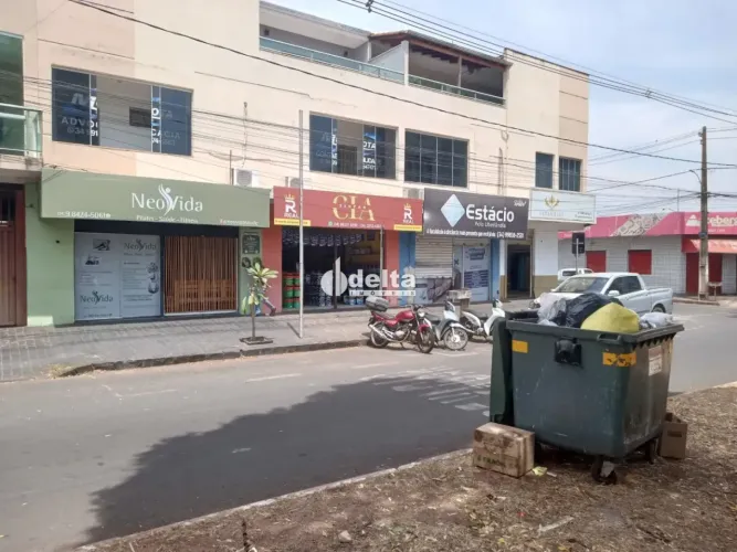 Prédio disponível para venda no bairro Planalto em Uberlândia-MG