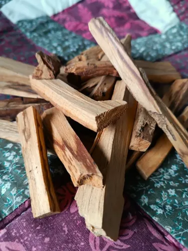 Palo Santo Do Peru Puro Original Incenso Natural Lascas 133g