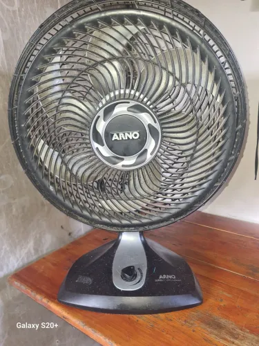 2 ventiladores Arno funcionando:)