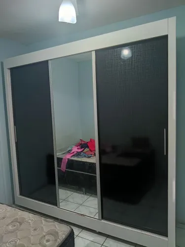 Guarda-roupa Casal
