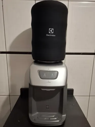 BEBEDOURO ELECTROLUX COM GALÃO 