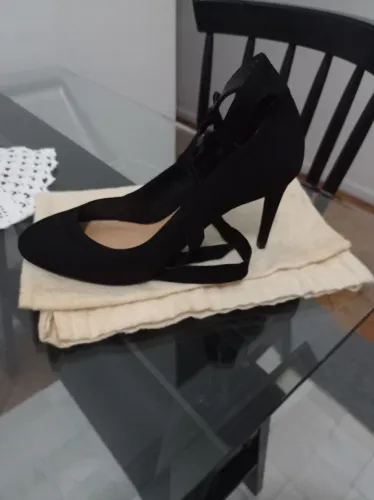 Sapato salto alto Schutz preto
