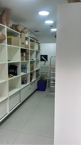 Armário expositor para loja e vitrine expositora
