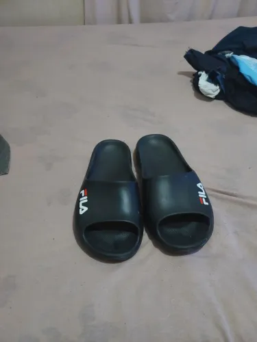 Vendo sandalia Fila