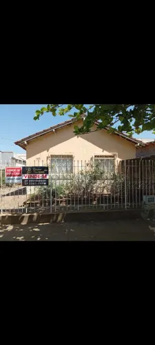 Casa para venda em lagoa da prata no centro