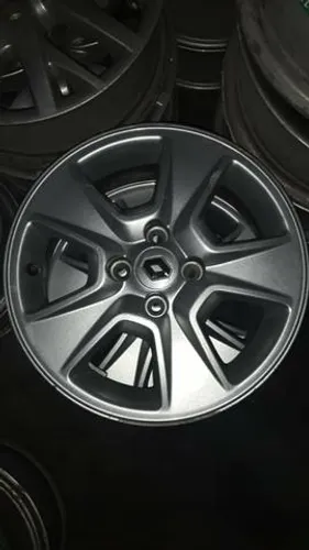Aro 15 Sandero Logan novo .