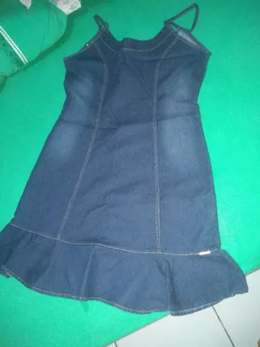 Calças, vestido e saia