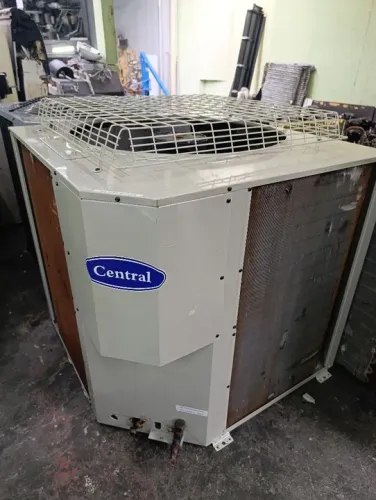 Condensadora Hitachi 90.000 btus R22 220v Trifásico