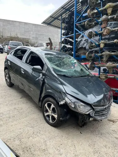 Gm Onix 1.4 2019 LTZ Automatico 106cvs - Vendido em Peças 