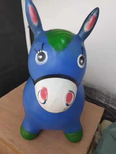 Cavalinho Pula-Pula Azul Infantil