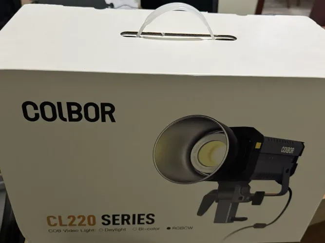 Luz Tocha COLBOR CL220 RGBCW(NOVO)