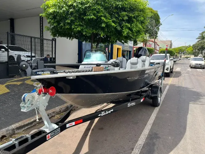 Lancha Aluminio Fluvimar 2025