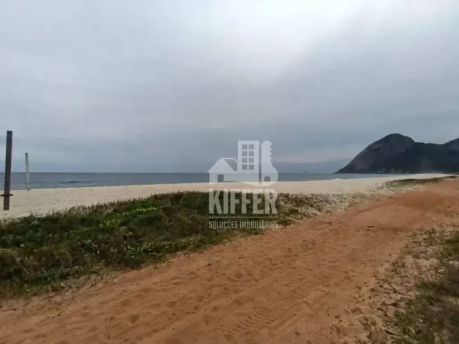 Terreno de 594m² Frente para o Mar em Itaipuaçu Maricá RJ