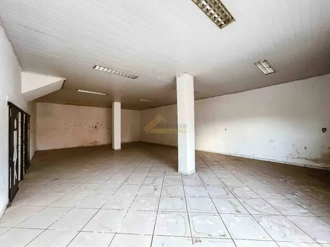 Loja localizada no bairro Nações