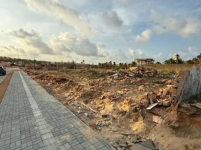 Terreno Proximo ao Beach Park  (Cód0141)