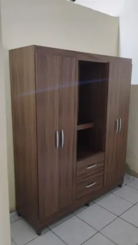 Guarda-roupa casal 4Portas com 2 Gavetas