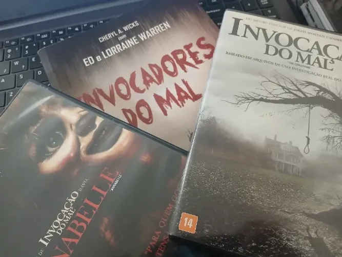 Pacote Terror: Livro Invocadores do Mal + DVDs Annabelle & Invocação do Mal