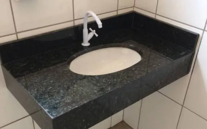 Lavatório preto são Gabriel 