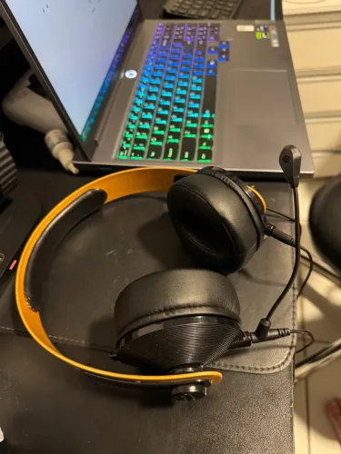 Kuba Disco com cabo headset gamer