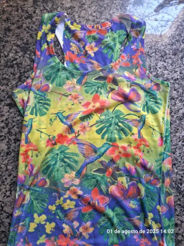 Regata estampada floral tropical