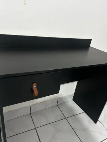Escrivaninha / Mesa de Estudo Minimalista - Com Gaveta