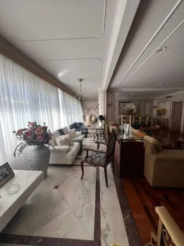 EXCLUSIVO APTO,4 QUARTOS E 1 VAGA ESCRITURADA!! 230M QUADRA DA PRAIA VISTA LATERAL.