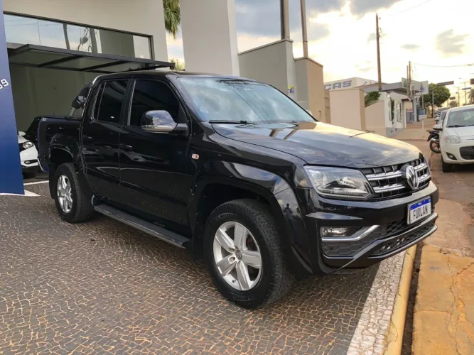 Volkswagen Amarok Highline CD 2.0 16V TDI 4X4 Dies. 2017
