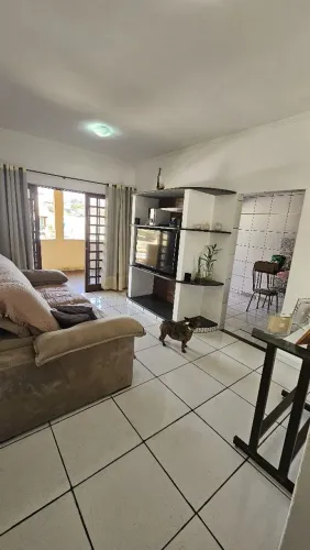Casa 3 quartos , 1 vaga , bairro Dom Cabral , BH