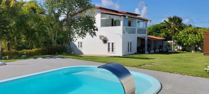 Guarajuba: 5/4, suites, piscina e cond. fechado - férias, feriados, veraneio, temporada...