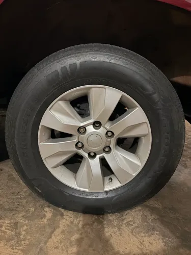 Jogo 4 Rodas Hilux Aro 17