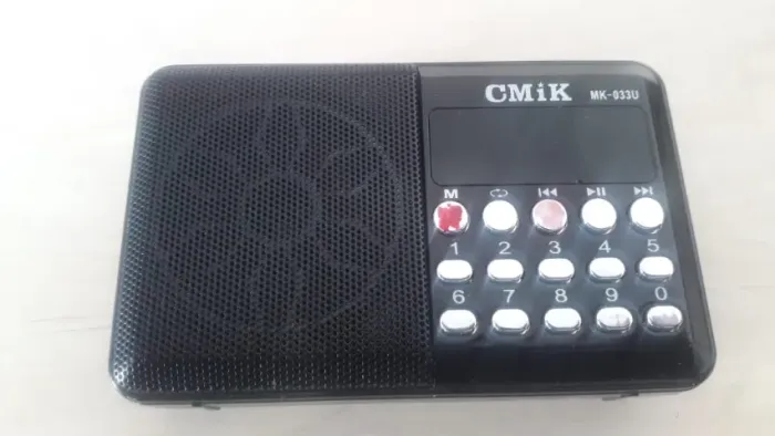 Radio Digital Mk033 Radio Fm Entrada Fone Usb Cartão