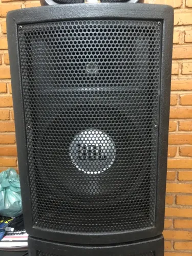 Caixas de som profissionais