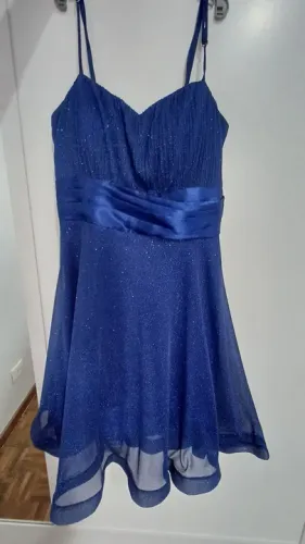 Vestido de festa brilhoso