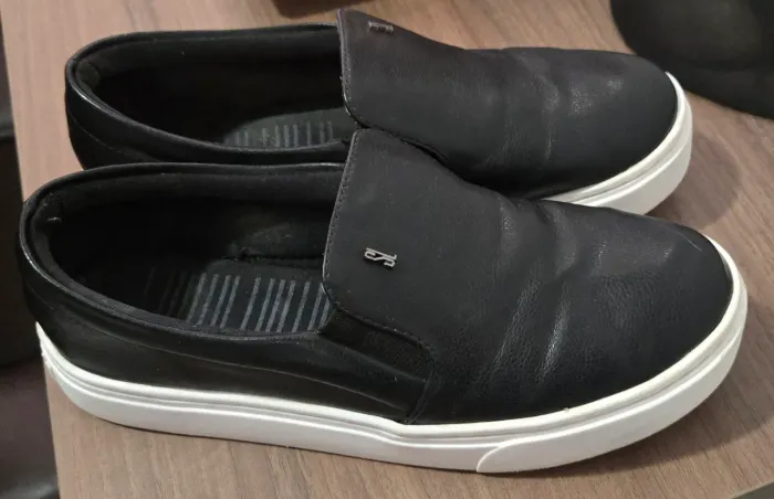 Slip On Preto Santa Lolla