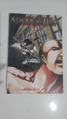 LACRADO Mangá Attack On Titan Volume 2