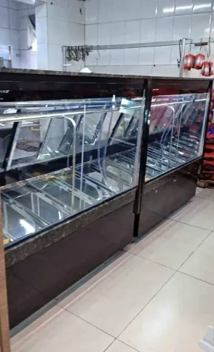 Balcão expositor açougue modelo luxo vidro reto Chimafrio 1,50M 2,00M 2,50M 3,00M - Marcos