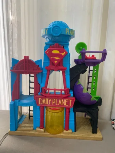 Playset Daily Planet do Superman