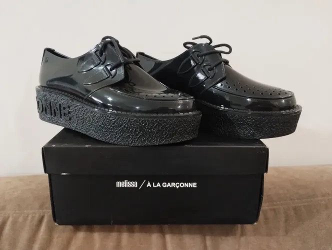 Melissa edição limitada Crepper Melissa + A La Garçonne Plataforma - Preto 39/40