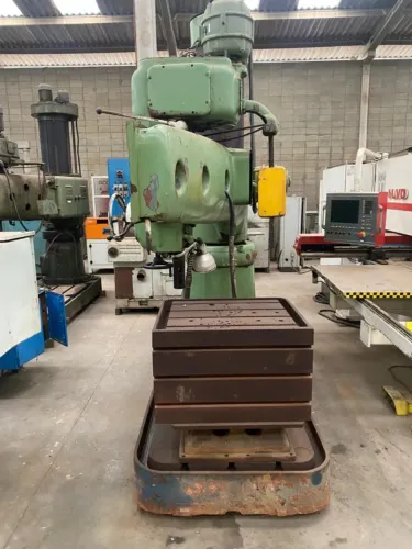 Furadeira Radial TOS 80/2000