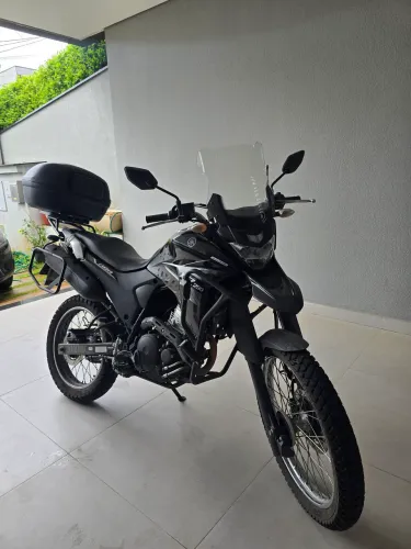 Lander 250 2022 - Único dono customizada