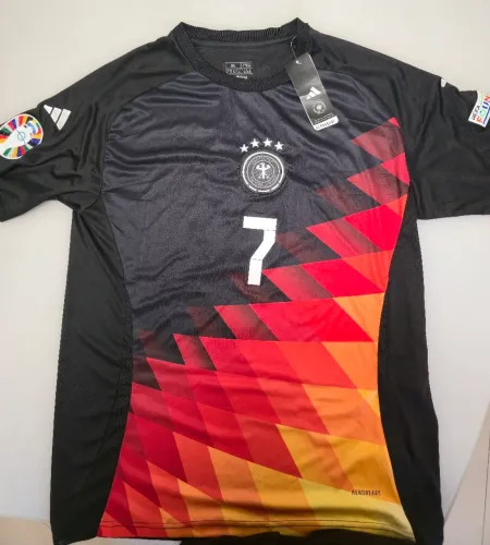 Camisa Alemanha Pré-Jogo 2024 - tamanho GG - Havertz