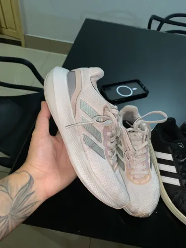 3 pares de tênis Adidas ORIGINAL