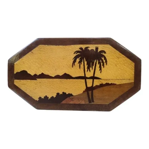 Caixa Antiga Machetada em Madeira Paisagem Carioca Octagonal